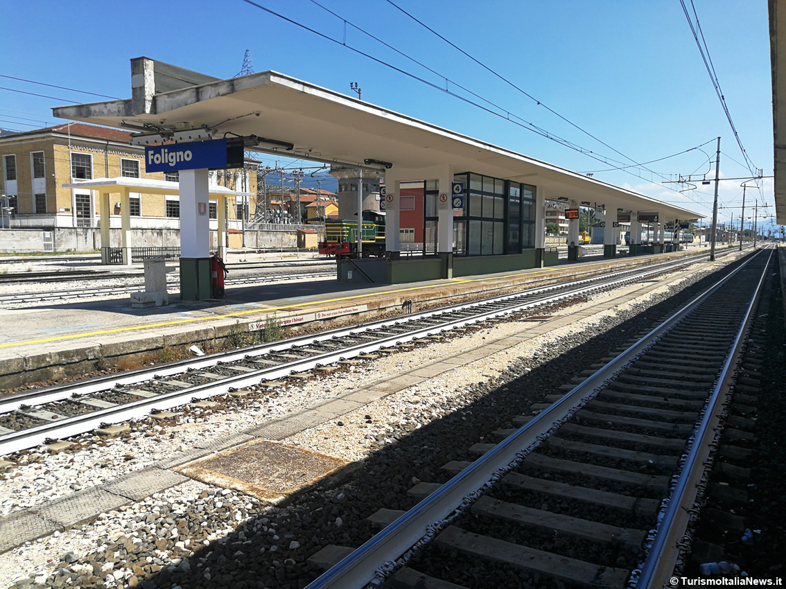 Turismo in Umbria con numeri da record nel 2025: “Ora nuove sfide per autunno e Natale”, allarme sui collegamenti ferroviari