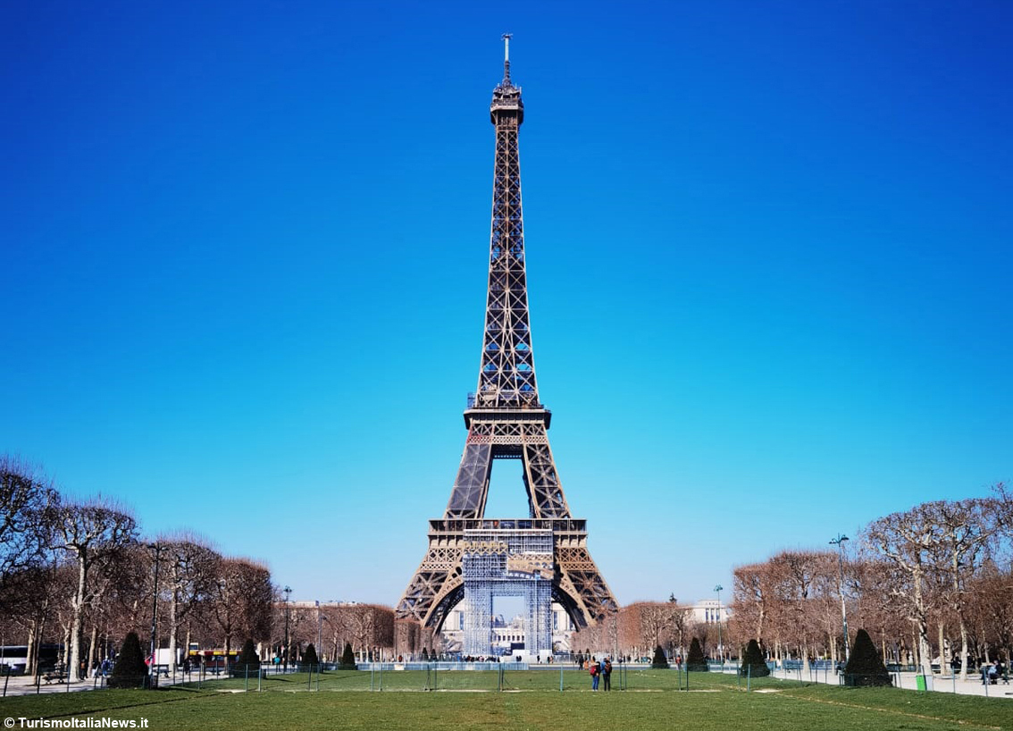 Parigi, la Torre Eiffel