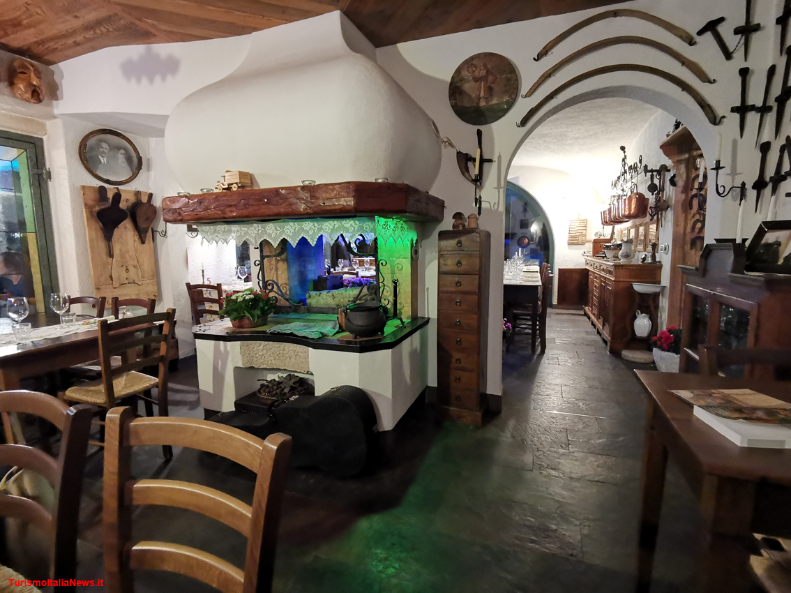 Il ristorante dell'agriturismo Naunal a Priola di Sutrio