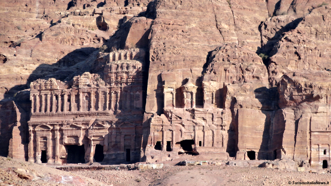 https://www.turismoitalianews.it/images/stories/giordania_Petra/PetraGiordania30.jpg
