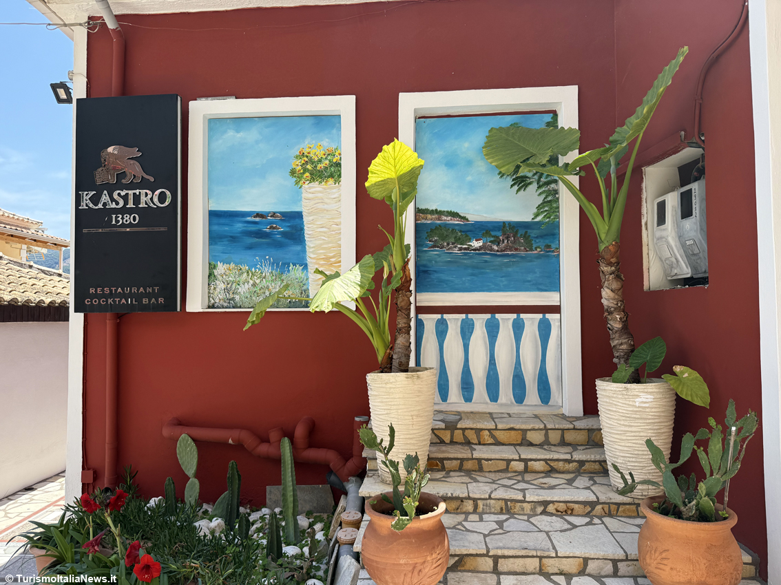 Parga, la sposa dell’Epiro che conquista al primo sguardo: storia, mare e paesaggio si fondono in un equilibrio sorprendente