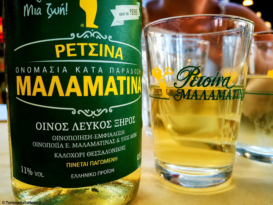 images/stories/grecia/Vino_Retsina_01.jpg