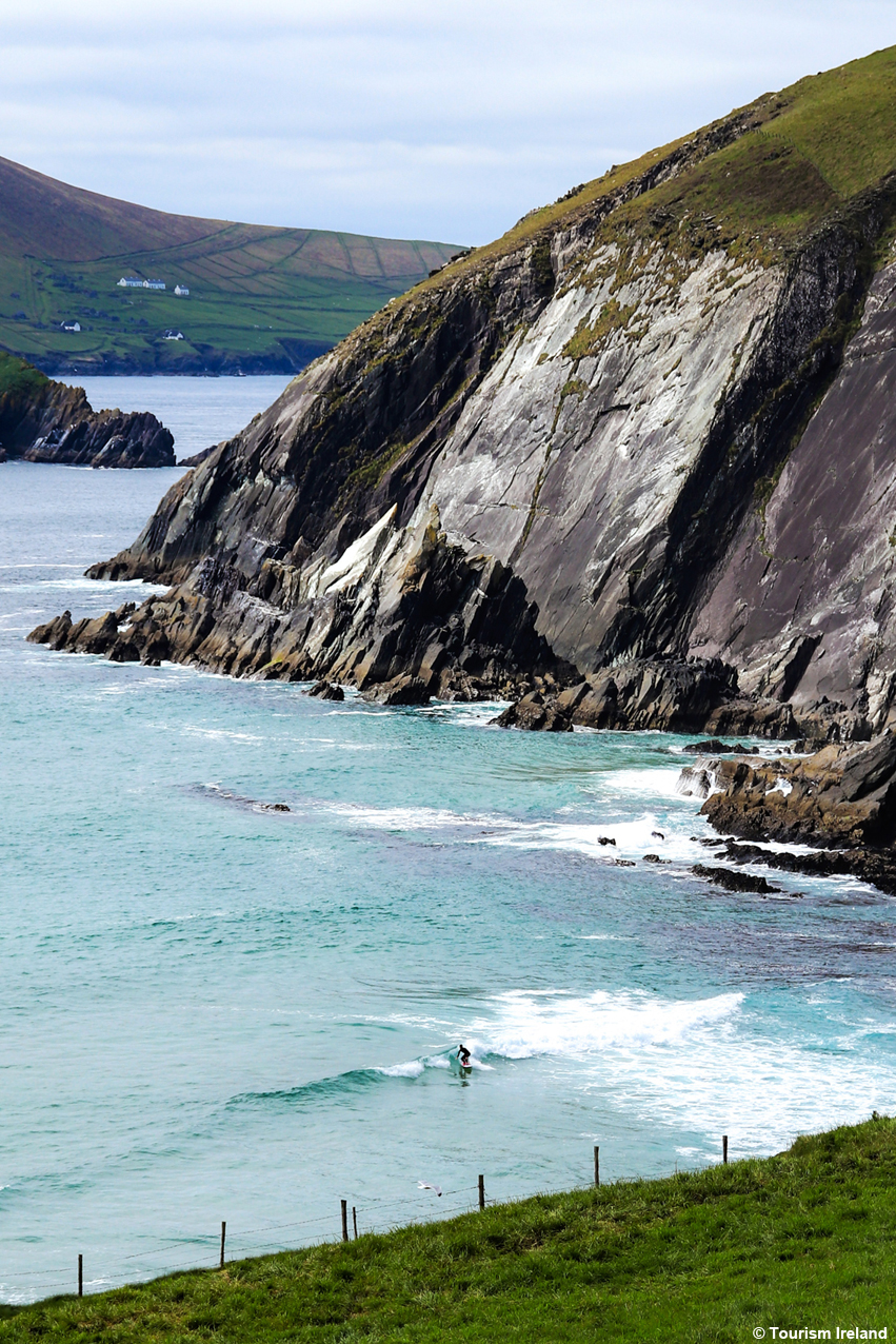 10 meraviglie per 10 anni di Wild Atlantic Way: tesori tra mare, terra e cieli d’Irlanda da mettere in agenda