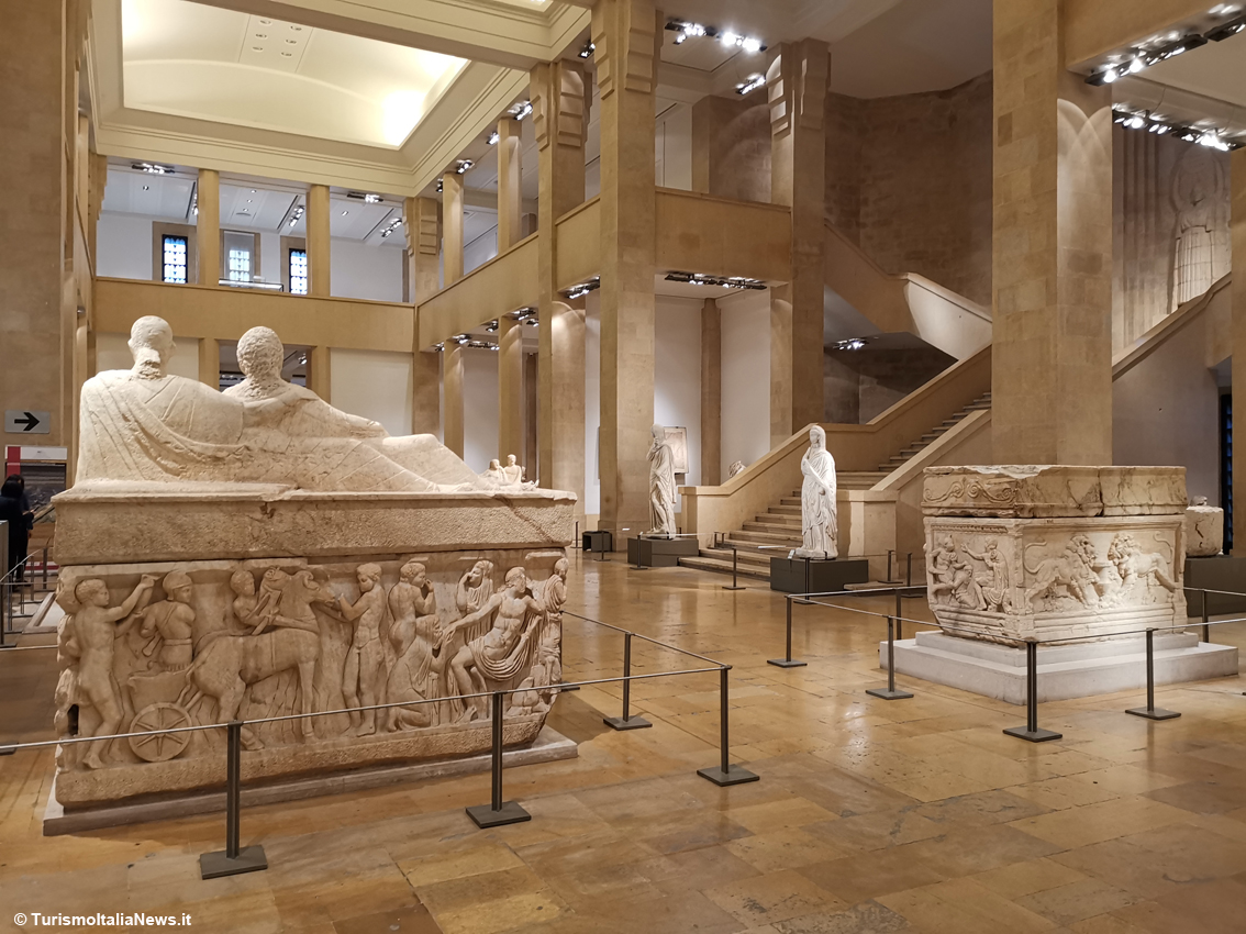 La più grande collezione di sarcofagi antropoidi nel mondo è a Beirut: ecco lo straordinario Museo Archeologico dell’American University