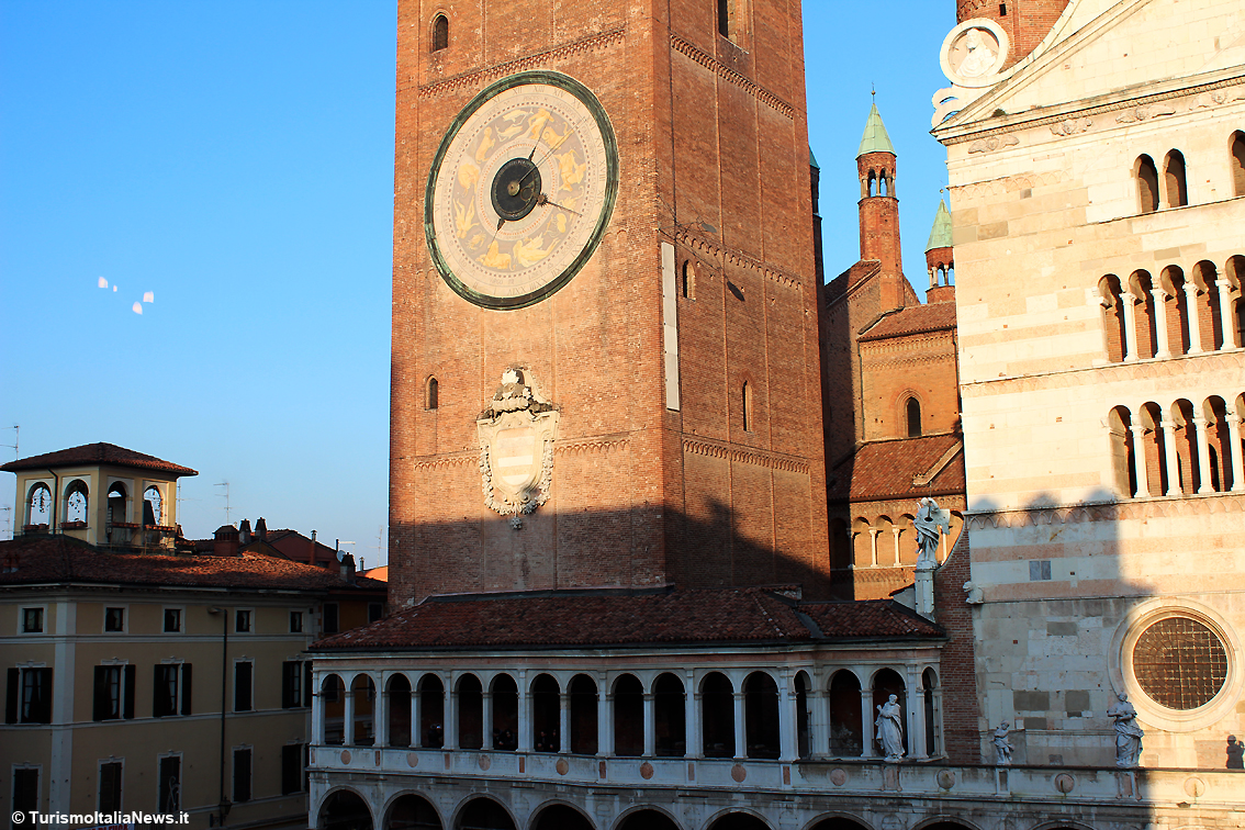 “I violini di Vivaldi e le Figlie di Choro al Museo del Violino di Cremona” è la mostra che la città lombarda dedica al più importante, influente e originale musicista italiano del periodo Barocco: Antonio Vivaldi