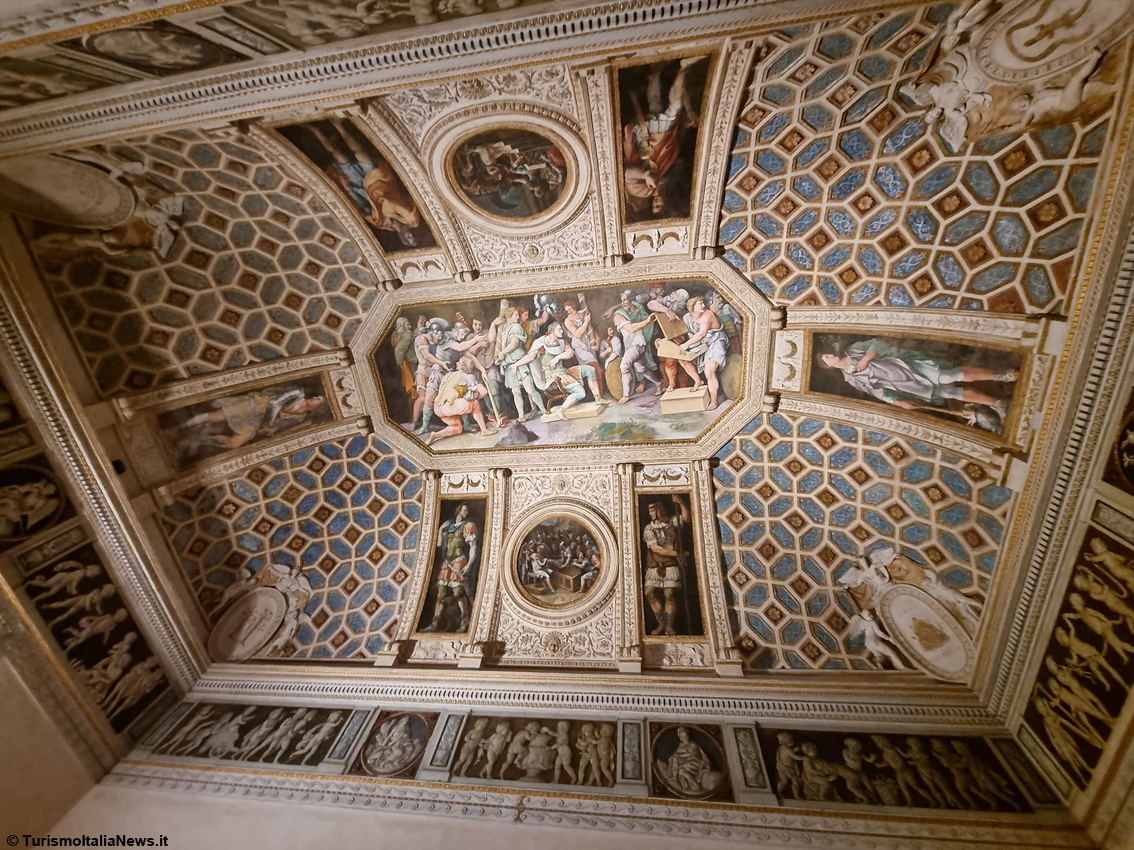 Mantova, Palazzo Te, il tempo ritrovato: due stanze affrescate torneranno a raccontare il Rinascimento