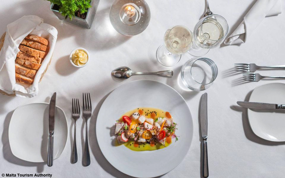 La storia raccontata a tavola: a cena con Taste History per scoprire il passato di Malta al Maritime Museum