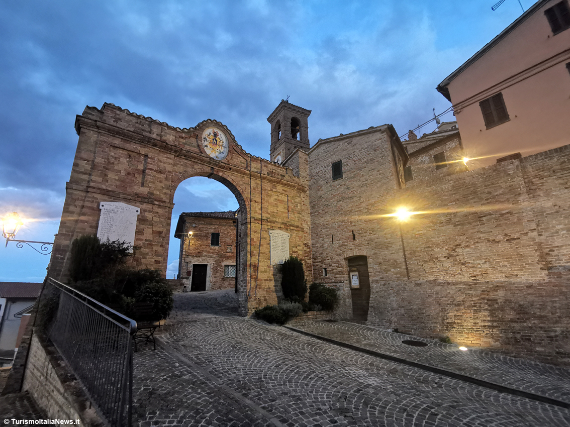 Arcevia, il Castello di Piticchio