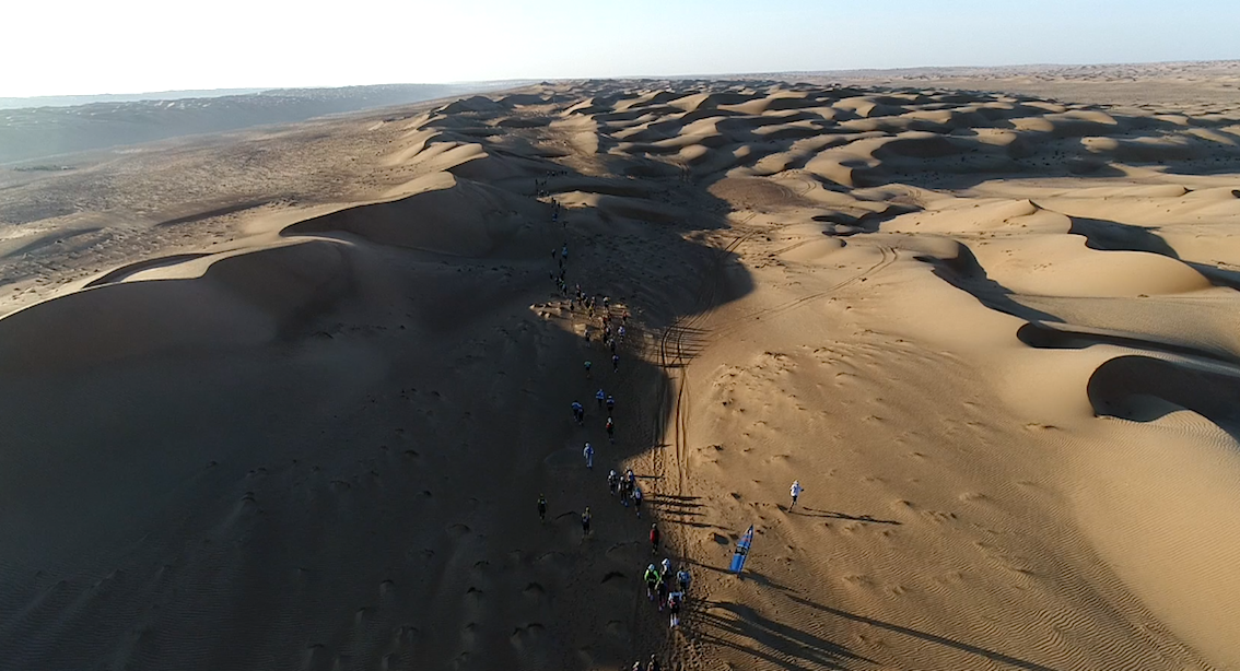 L'Oman Desert Marathon nel deserto di Sharqyiah Sands