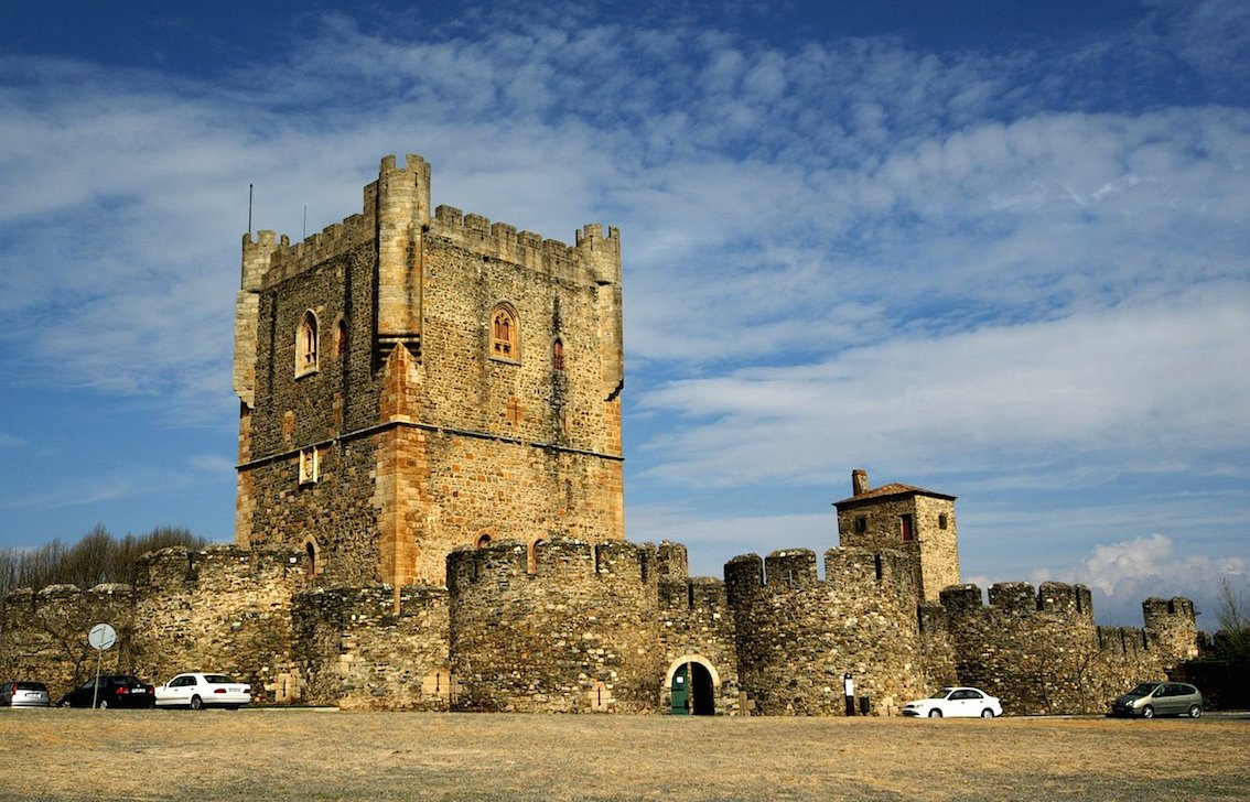 Bragança è una cittadella medievale dove è nato il Ducato di Braganza