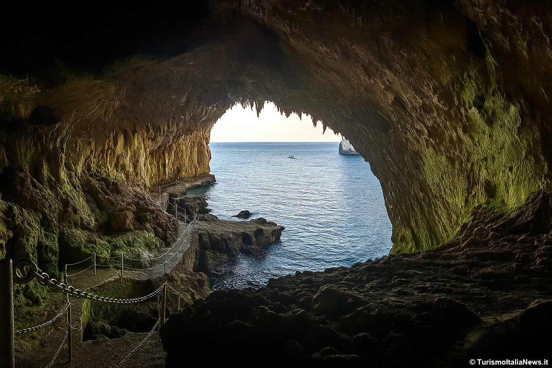 La Grotta della Zinzulusa
