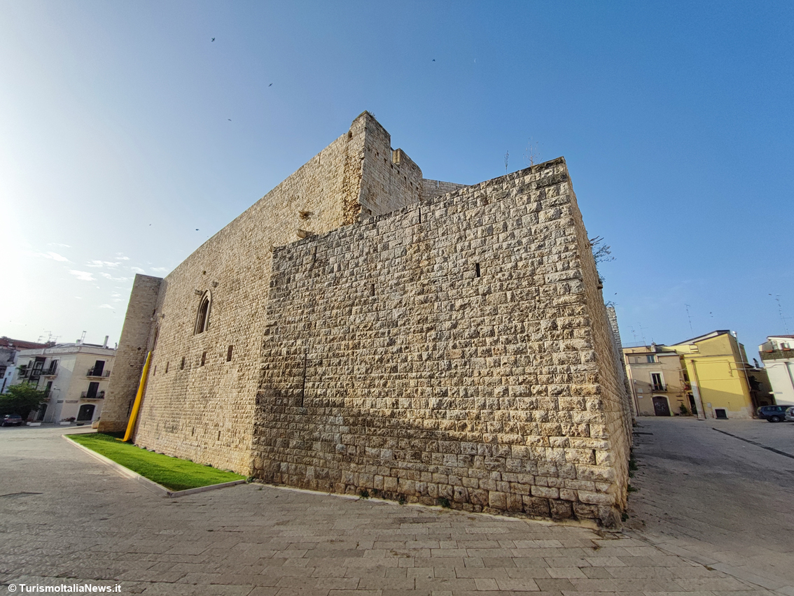 Il Castello dei misteri è a Sannicandro di Bari: tra Longobardi, Saraceni, Bizantini, Normanni, Templari spunta anche un fantasma