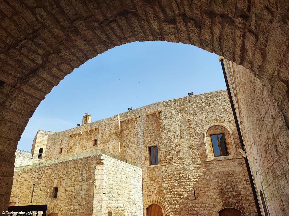 Il Castello dei misteri è a Sannicandro di Bari: tra Longobardi, Saraceni, Bizantini, Normanni, Templari spunta anche un fantasma