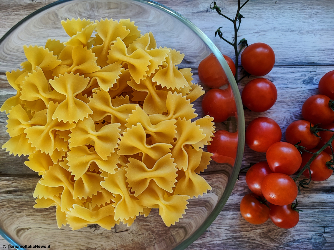 Farfalle ai carciofi con polpo del Mediterraneo: pasta, vegetali e sapore di mare