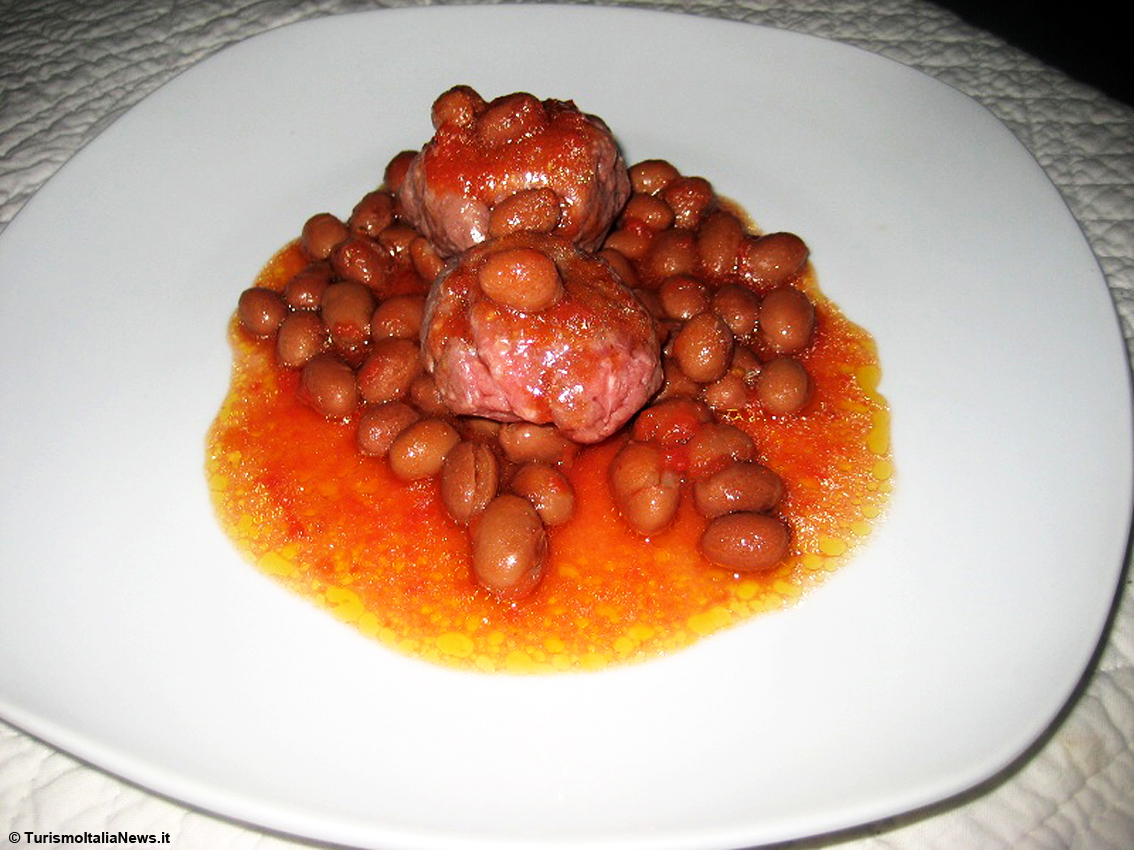 Le ricette di Casa Spineto: Polpettine di Chianina con aglio, noci e borlotti