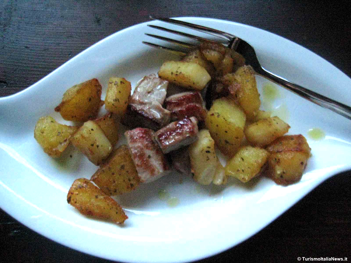 images/stories/ricette_laura/SpezzatinoTonnoPatateNovelle1.jpg