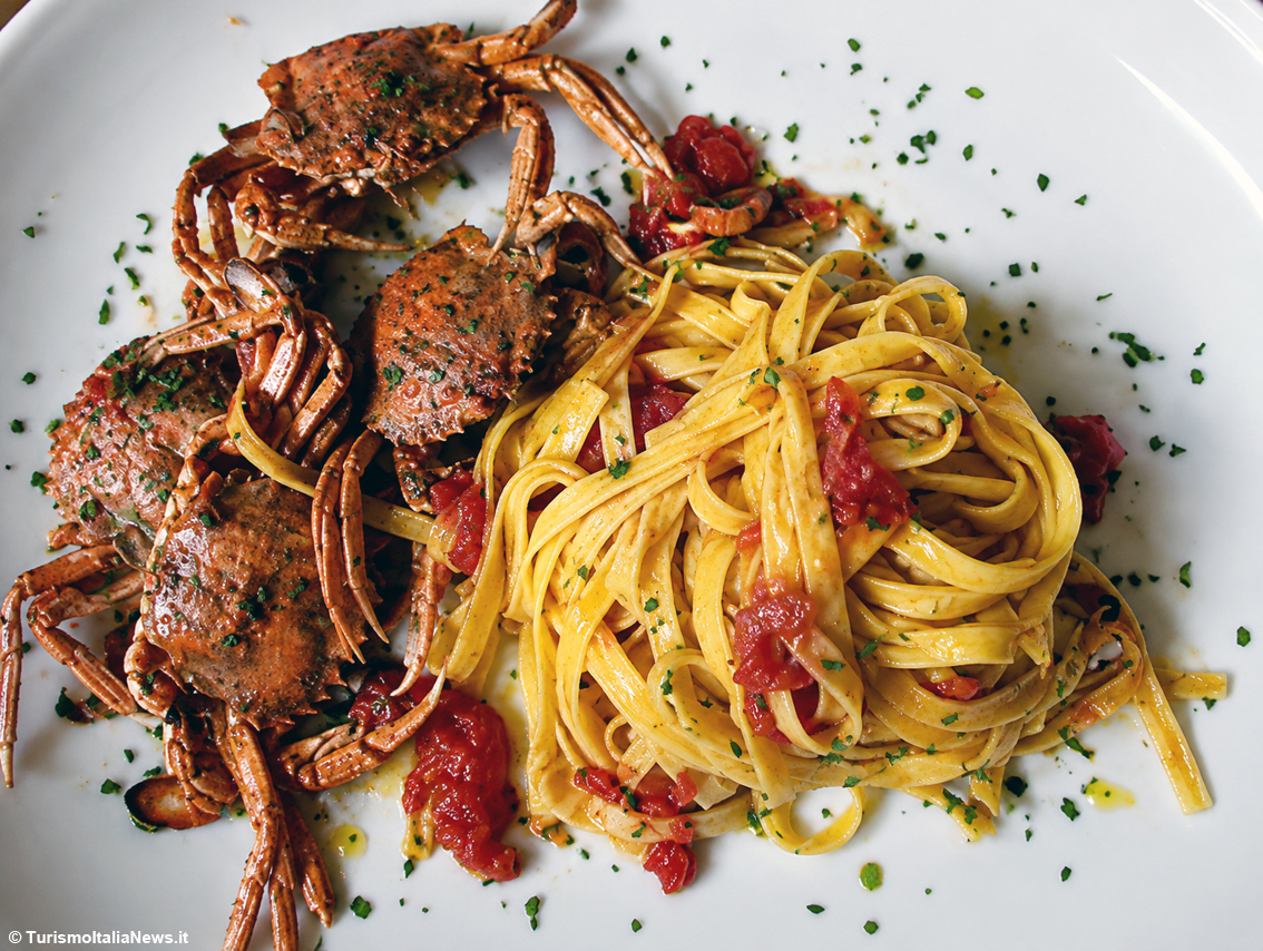 images/stories/ricette_laura/TagliatellineRosseGranchioAdriatico_01.jpg