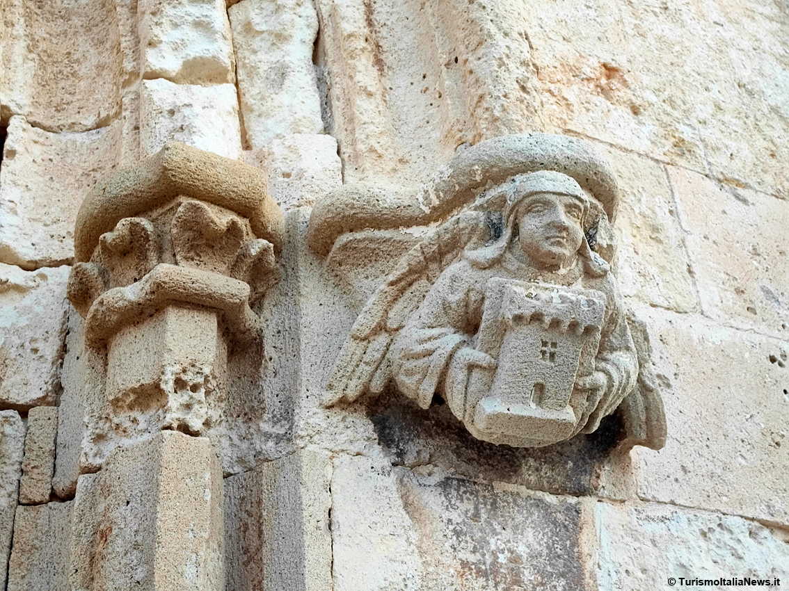 Sardegna: questa basilica ha due absidi, il mistero architettonico di San Gavino a Porto Torres e l’inquietante anatema della tomba