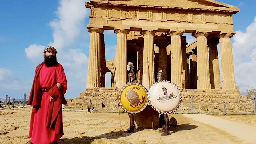 Lo spettacolo dell'alba: dei ed eroi alla Valle dei Templi: viaggio nel mito con visite teatralizzate (foto Parco Archeologico Valle dei Templi di Agrigento)
