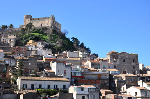 Sicilia, il castello di Santa Luca del Mela