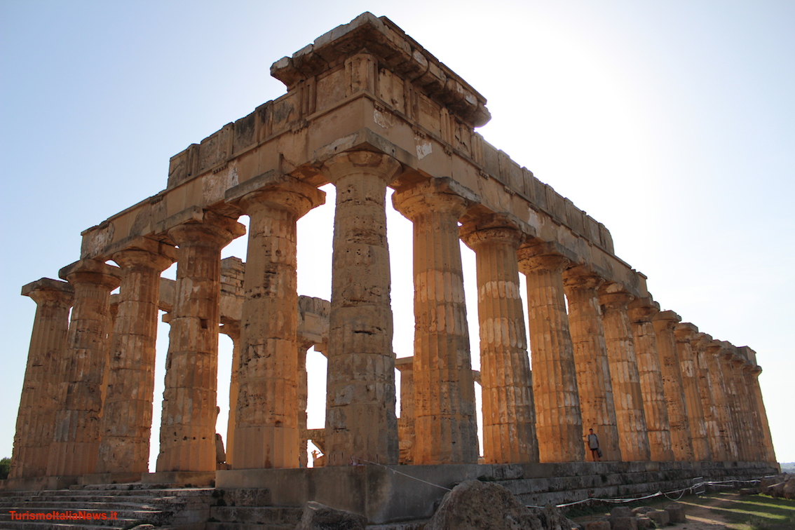 https://www.turismoitalianews.it/images/stories/sicilia/Selinunte1.jpg