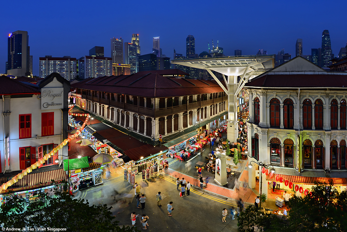 E’ l’Anno della Tigre: Singapore si prepara al Nuovo Anno Lunare, a Chinatown un tripudio di luci, colori e folklore