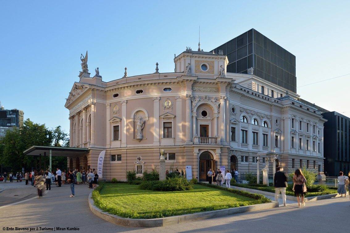 Verde ed eco-sostenibile, ottima gastronomia e anima mitteleuropea: la capitale slovena Lubiana a primavera ideale per un city break