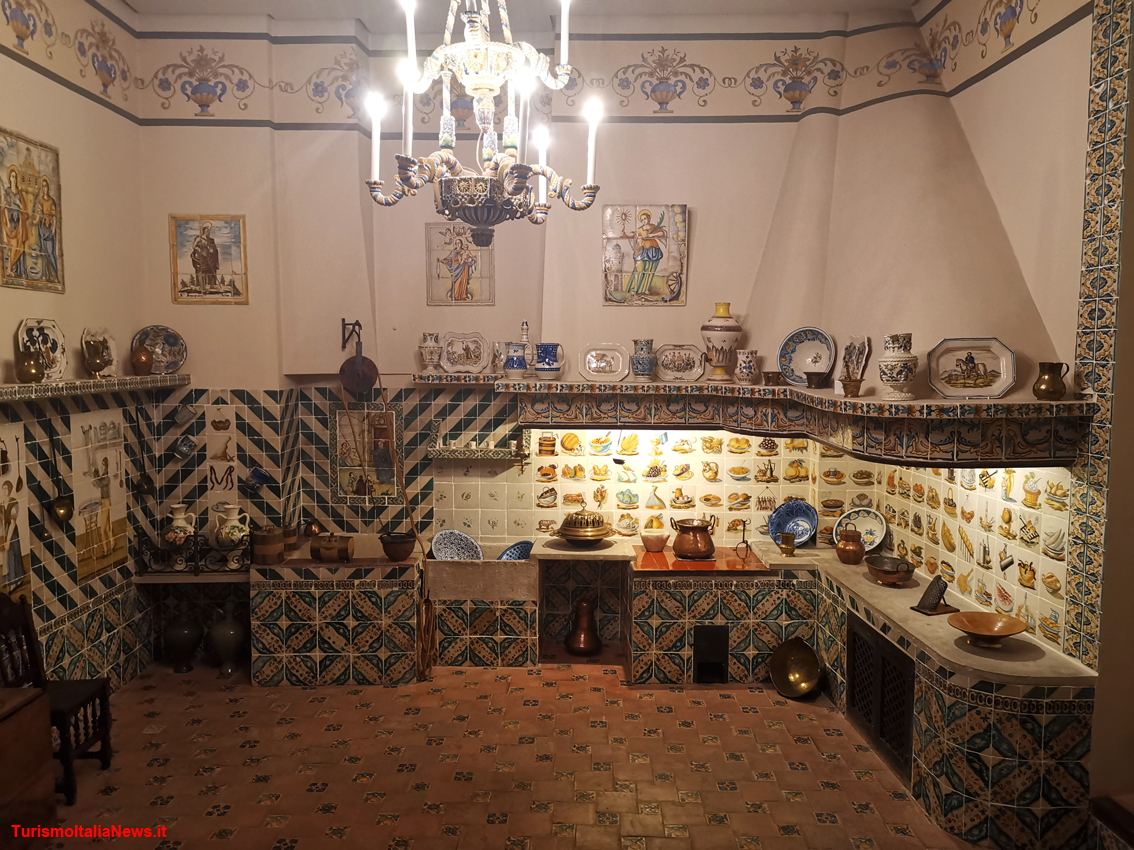 Per il Palacio del Marqués de Dos Aguas di Valencia una creatività senza fine: dentro e fuori lo spettacolo dell’arte