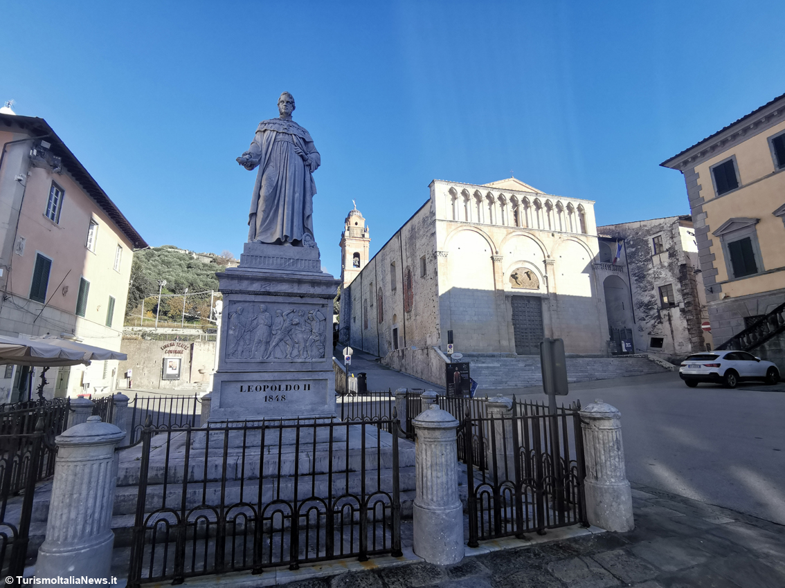 https://www.turismoitalianews.it/images/stories/toscana/Pietrasanta_01.jpg