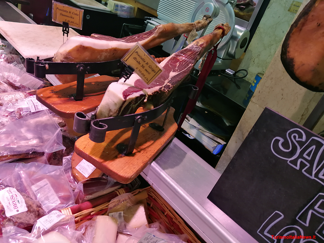 Accordo Toscana Promozione Turistica-Federazione Strade del vino, dell'olio e dei sapori per lo sviluppo sostenibile