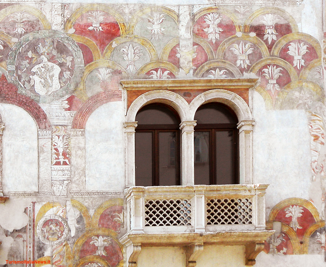 images/stories/trentino/Trento_PalazzoGeremia02.jpg