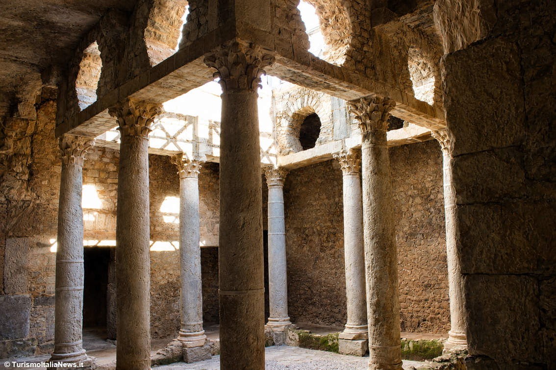 Bulla Regia è un unicum nel panorama delle antiche città romane con i suoi modelli architettonici
