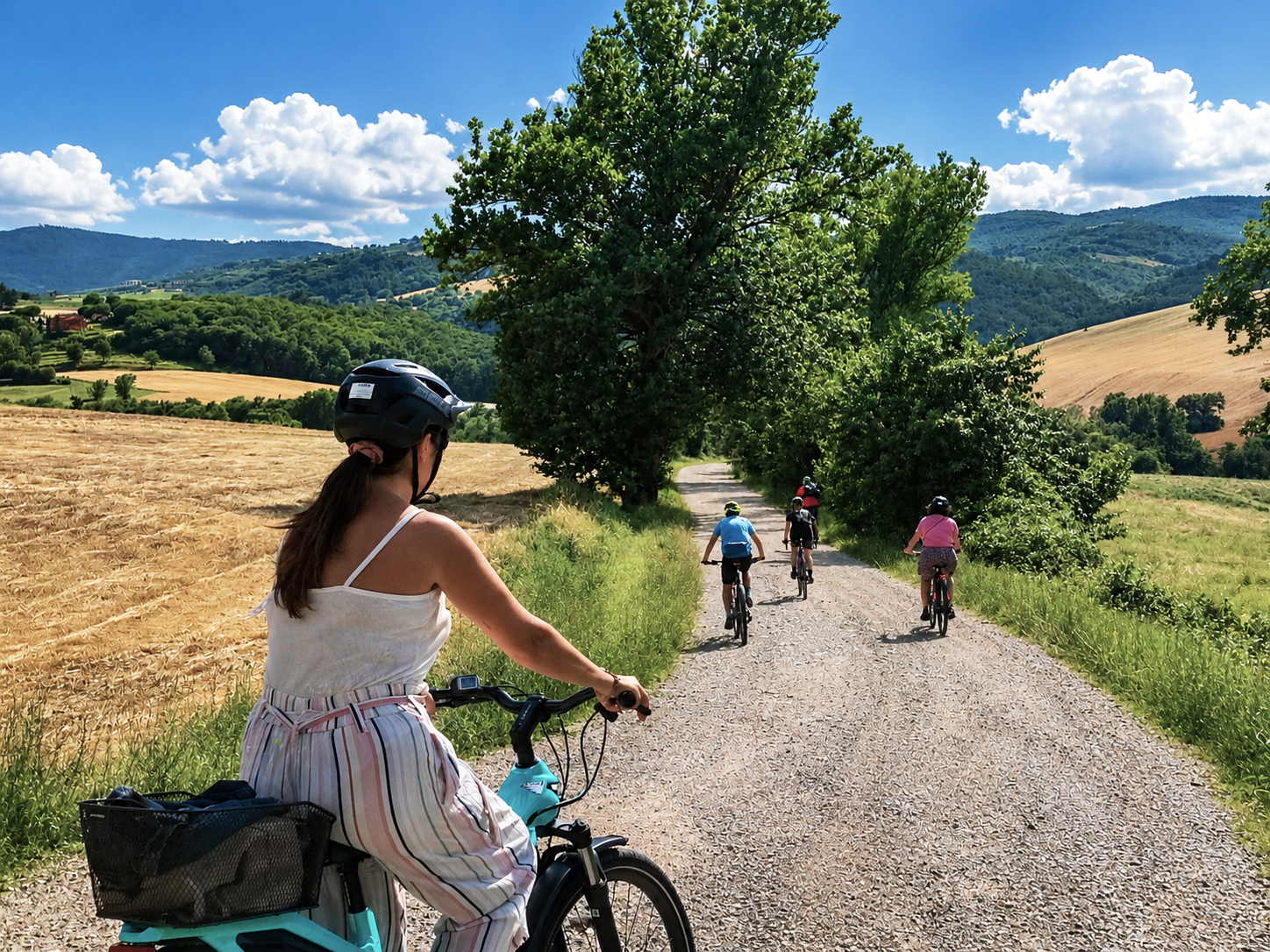 https://www.turismoitalianews.it/images/stories/turisti/Cicloturismo_05.jpg