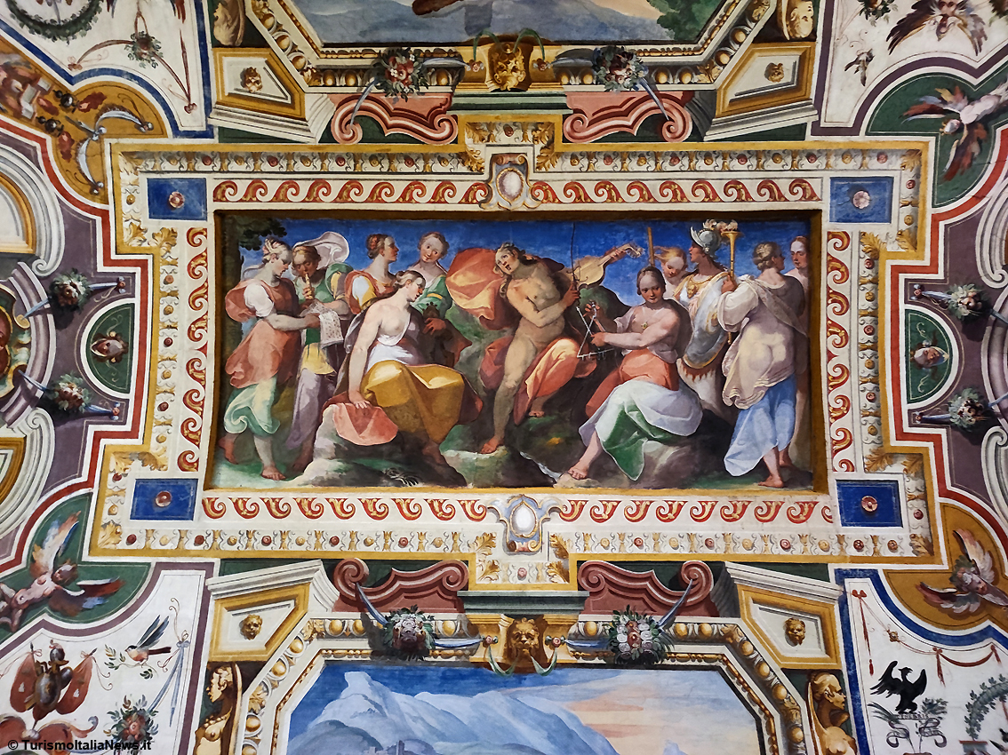 La Festa del Rinascimento ad Acquasparta tra spiritualità e scienza: il Grande Corteo delle Contrade rievoca l’arrivo di Federico Cesi