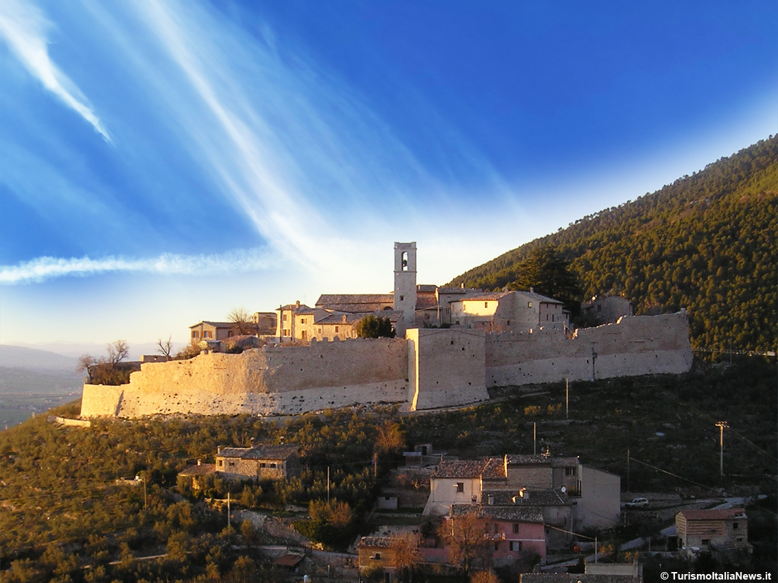 Il castello di Campello Alto