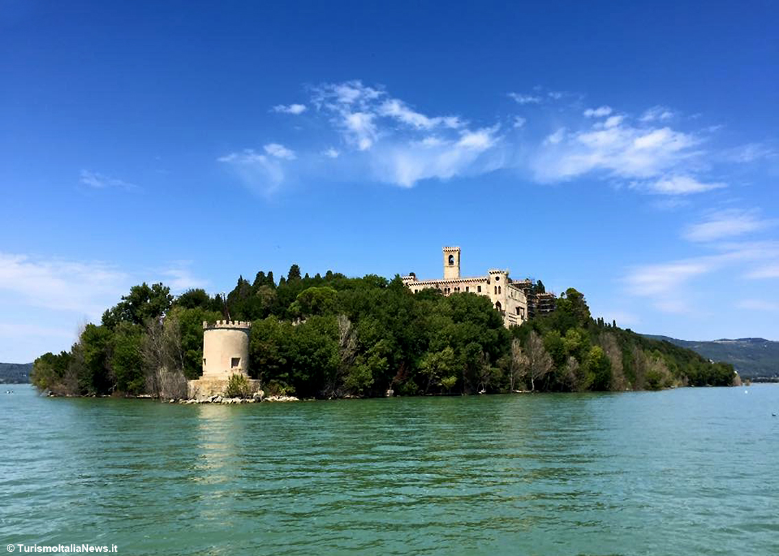Sulle tracce di San Francesco all’Isola Maggiore del Lago Trasimeno: la grande bellezza del “mare” dell’Umbria
