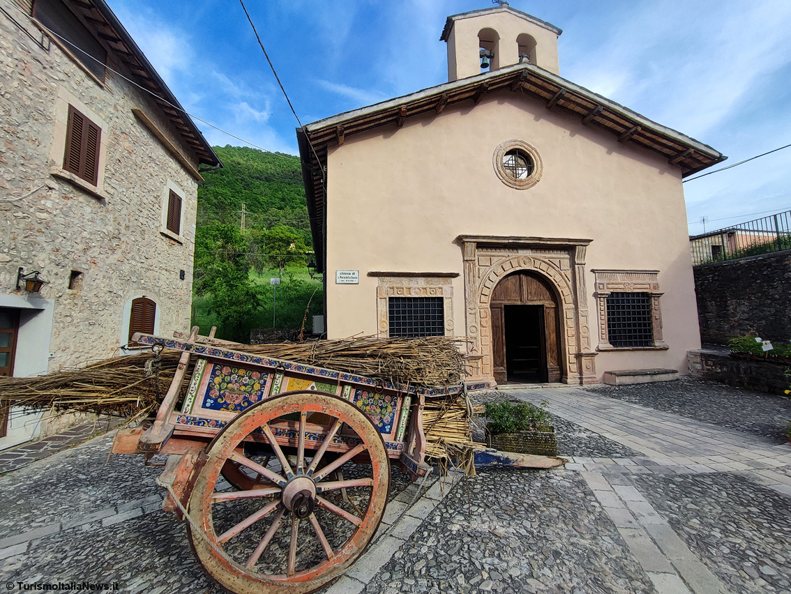 Il borgo che parla al cuore: benvenuti a Sant’Anatolia di Narco, dialogo vivo tra paesaggio, arte e comunità