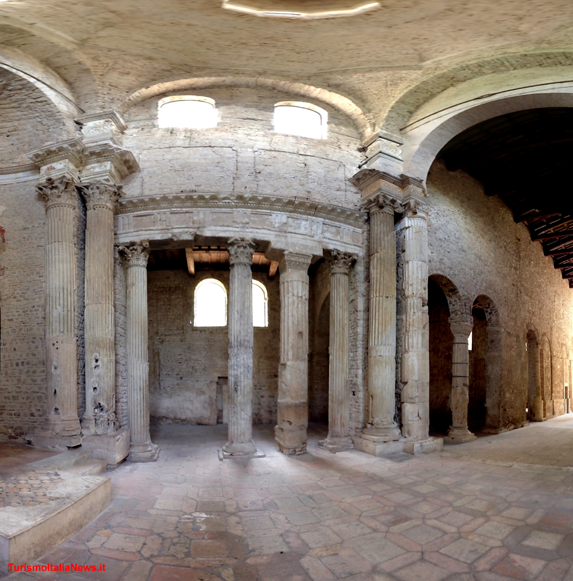 Spoleto, la Basilica di San Salvatore