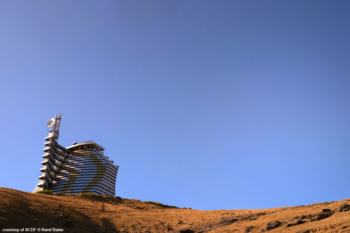 images/stories/uzbekistan/Tashkent_BigSolarFurnace_01.jpg