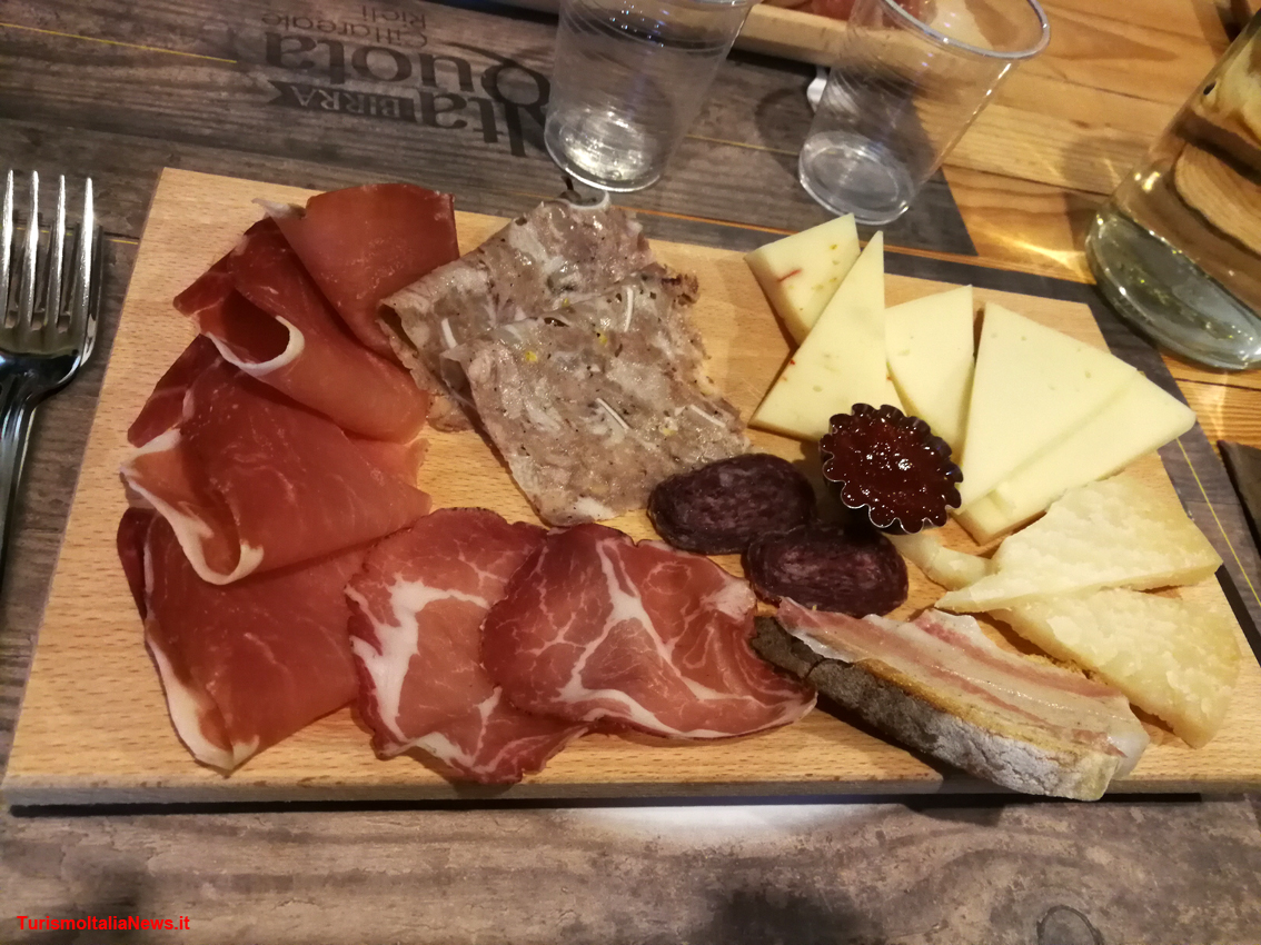 Beer+Food Pairings per il turista della birra: piatti del luogo e una giornata da mastro birraio esperienza cult
