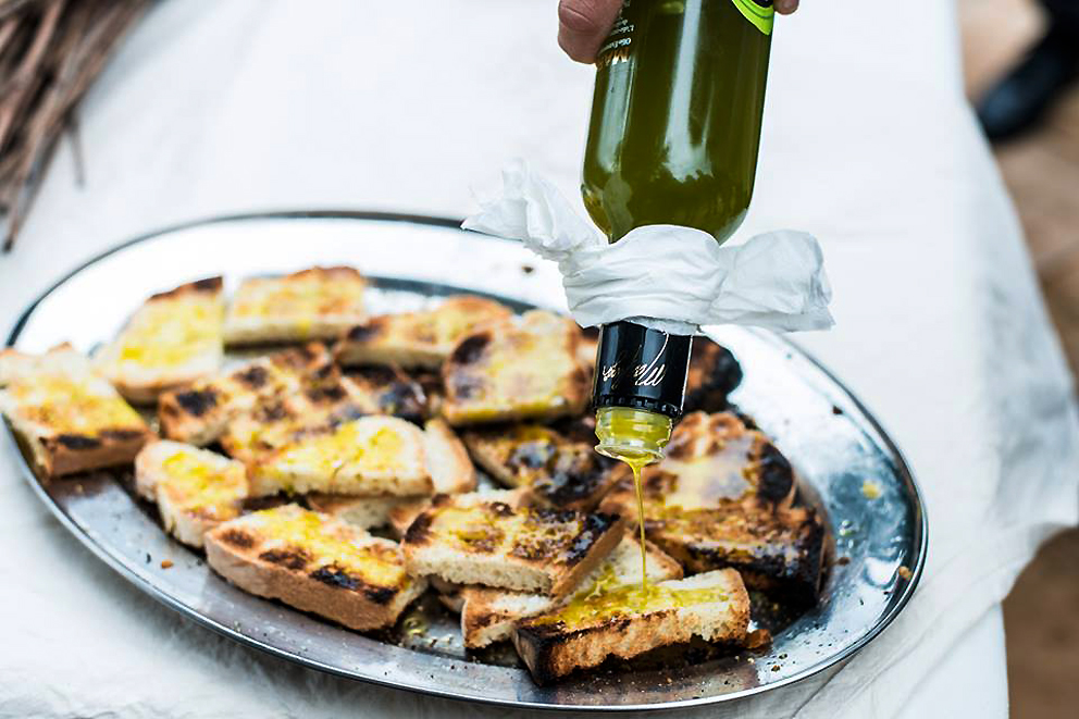 Olio e turismo fanno sistema seguendo l'esempio del Movimento turismo del vino: nasce il Consorzio Movimento Turismo dell'olio