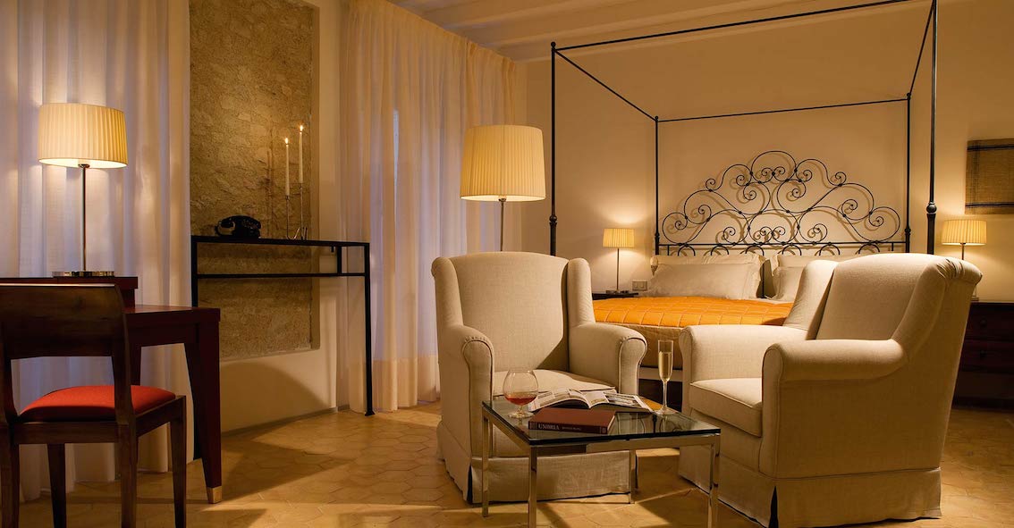 Luxury e passione, ecco il Relais & Châteaux Palazzo Seneca di Norcia: in Umbria charme e gusto stellato