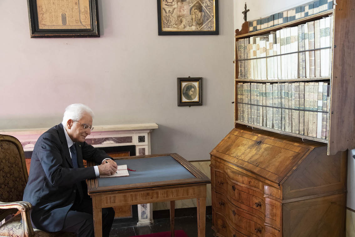 L’Orto sul Colle dell’Infinito che ispirò Giacomo Leopardi torna a vivere: è il primo bene del Fai nelle Marche. Riapertura con il Presidente della Repubblica, Sergio Mattarella (foto Quirinale)