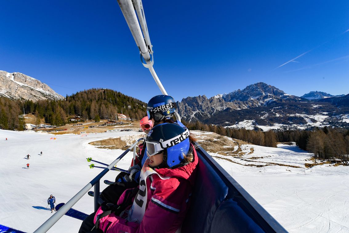 Primavera sulla neve: a Cortina d'Ampezzo spring break a misura di famiglia firmata Associazione Albergatori e Consorzio Esercenti Impianti a Fune (foto Riccardo Frezza)