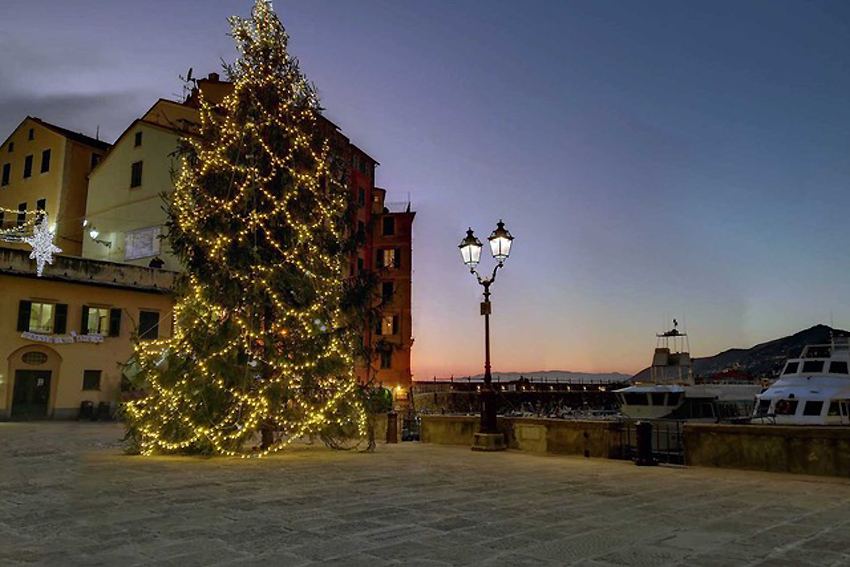 images/stories/varie_2021/CamogliNatale01.jpg
