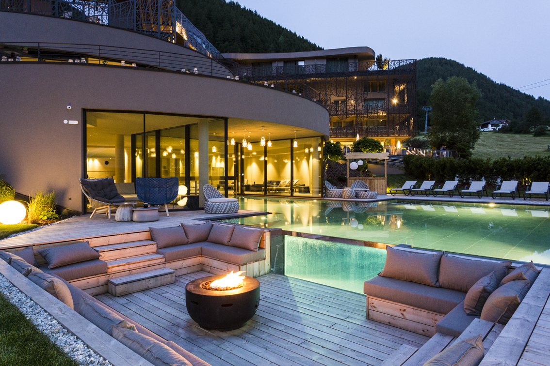 Al Silena, retreat hotel adagiato sull’altopiano di Valles, a 1.350 metri di quota in Alto Adige, la forma fisica è importante