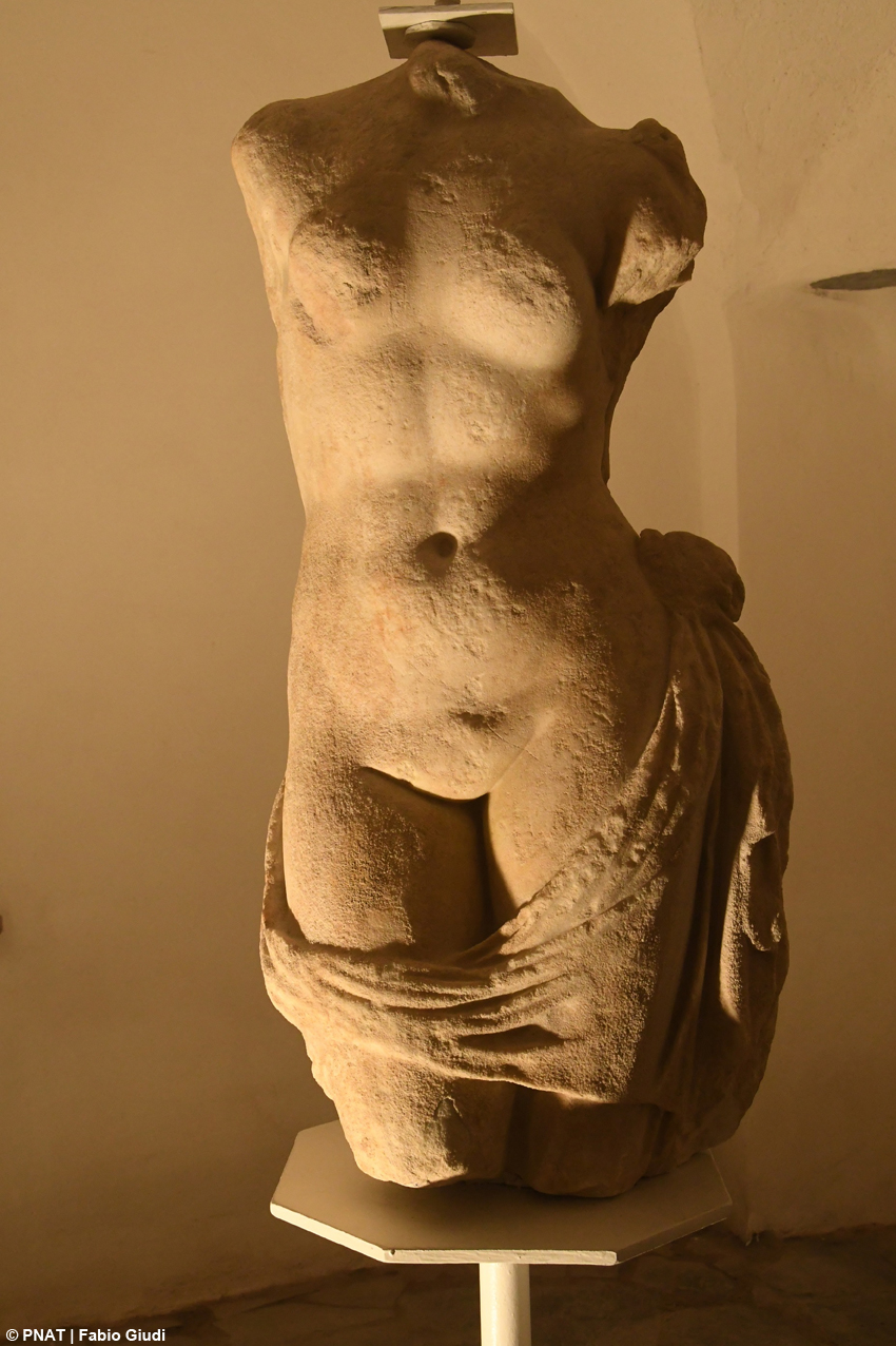 La Venere in mostra a Caprai per i 25 anni del Parco Nazionale Arcipelago Toscano con i Marmi Dussol