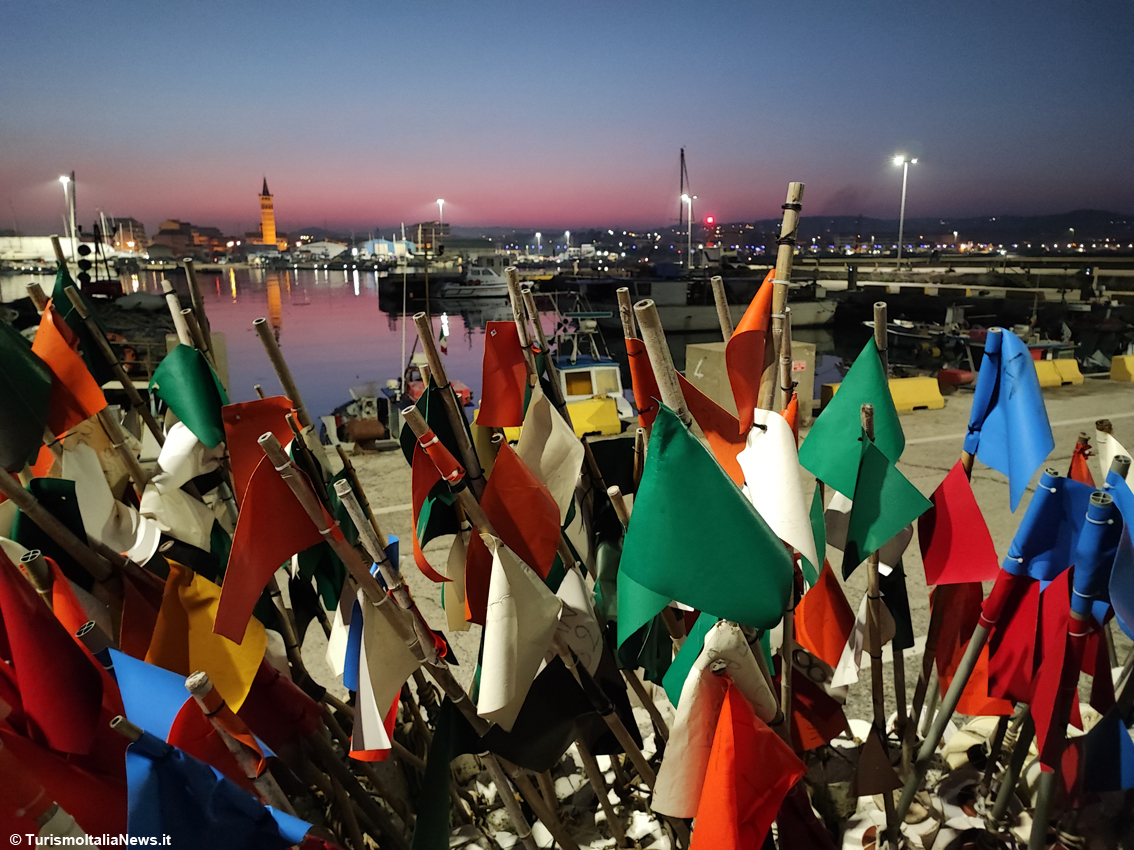 GustaPorto 2023 a Civitanova Marche: lo spettacolo del porto e un’intera città che si anima per l’arrivo della stagione calda