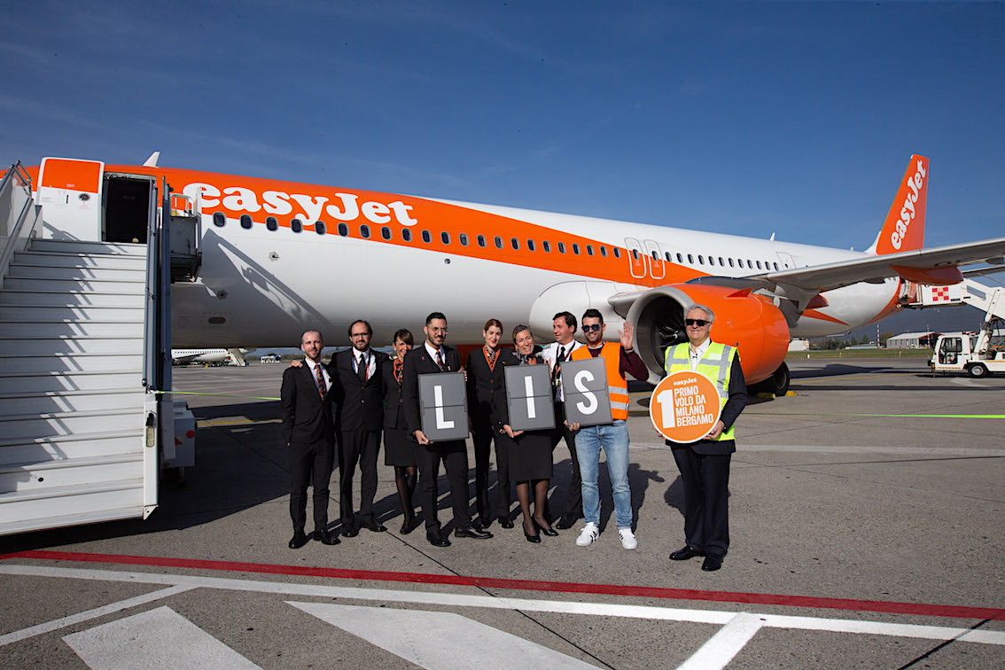 Empresas |  easyJet: Primeiro voo de Milão Bergamo para Lisboa, capital portuguesa, em vários destinos europeus