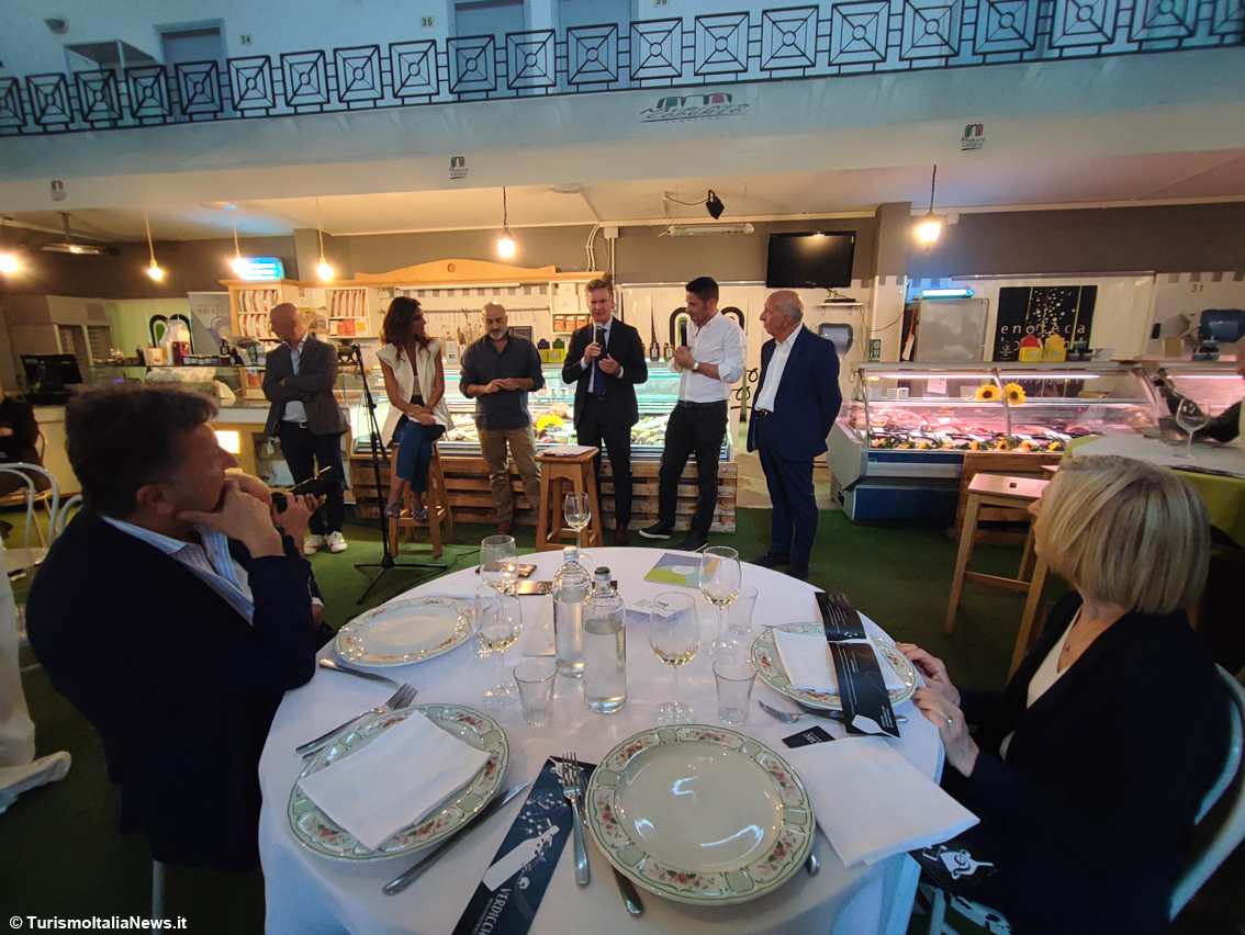 Il Parco Gola della Rossa-Frasassi e il Verdicchio protagonisti dell’evento del Grand Tour con Tinto e Roberto Morise